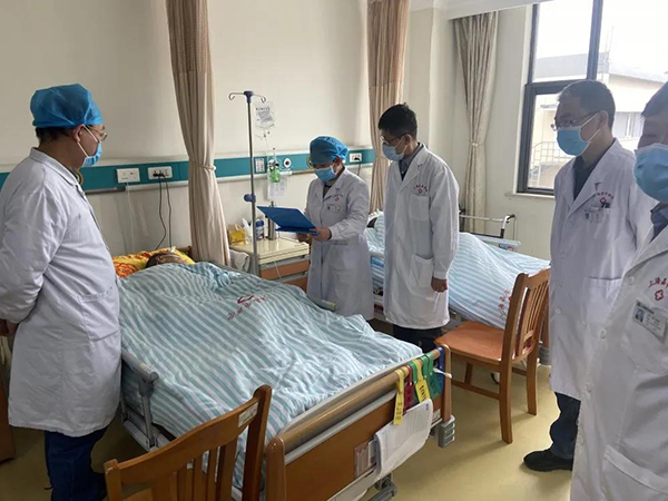 营养学教授孙文广 查房嘉华康复科——重视患者营养 提升医疗质量